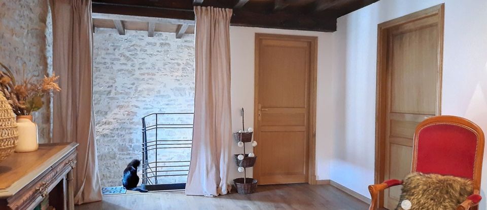 Village house 8 rooms of 258 m² in Bruniquel (82800)