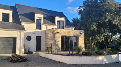 House 7 rooms of 163 m² in Sarzeau (56370)