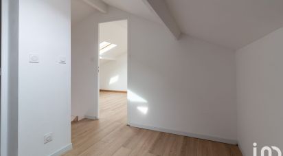Maison 2 pièces de 63 m² à Montreuil (93100)