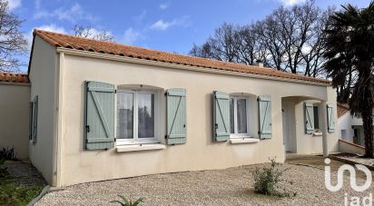 Traditional house 4 rooms of 107 m² in Aubigny-Les Clouzeaux (85430)
