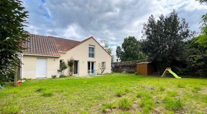 House 7 rooms of 173 m² in Nantes (44200)