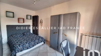 Apartment 4 rooms of 77 m² in Le Pradet (83220)