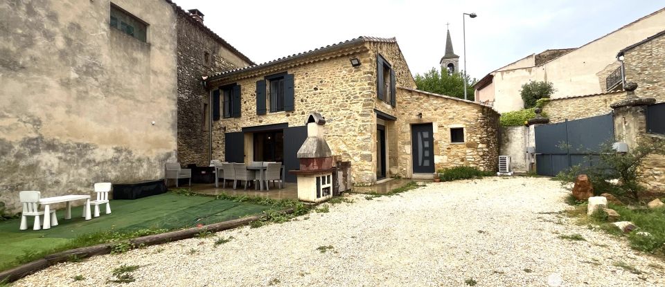 Maison de village 5 pièces de 114 m² à Connaux (30330)