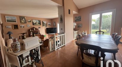 Traditional house 4 rooms of 152 m² in Beauvoisin (30640)