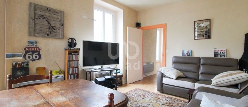 Appartement 3 pièces de 52 m² à Saint-Affrique (12400)