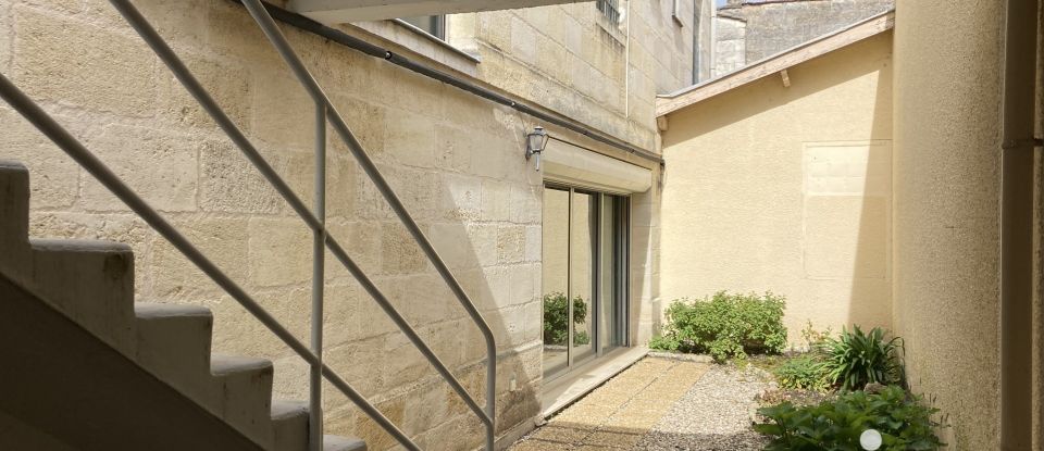 House 12 rooms of 340 m² in Bordeaux (33000)
