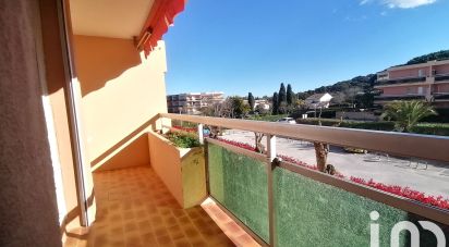 Apartment 3 rooms of 31 m² in Bormes-les-Mimosas (83230)