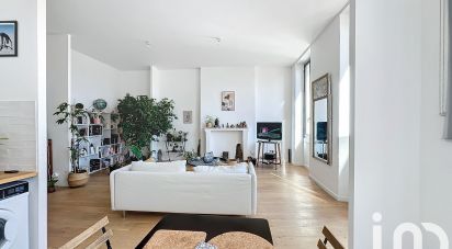 Appartement 3 pièces de 72 m² à Marseille (13005)