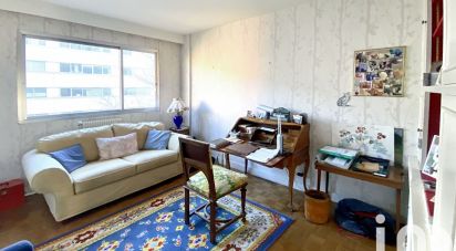 Appartement 6 pièces de 147 m² à Lorient (56100)