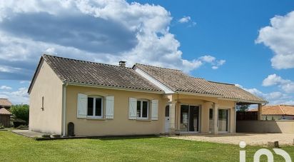 Traditional house 5 rooms of 101 m² in - (24540)
