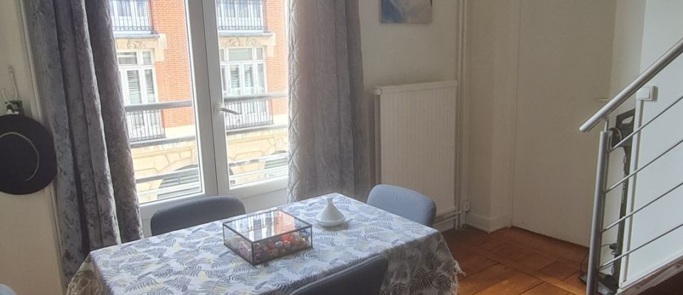 Apartment 3 rooms of 68 m² in Lille (59800)
