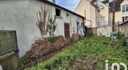 Barn conversion 1 room of 50 m² in Nogent-le-Roi (28210)