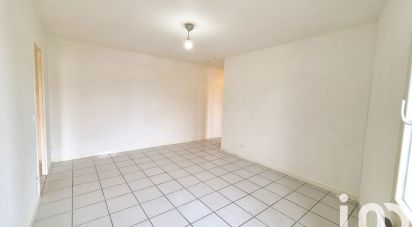 Apartment 2 rooms of 41 m² in Melun (77000)