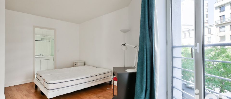 Apartment 4 rooms of 95 m² in Paris (75016)
