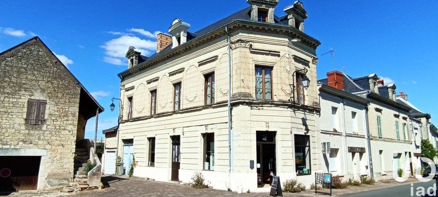 Town house 8 rooms of 167 m² in Saumur (49400)