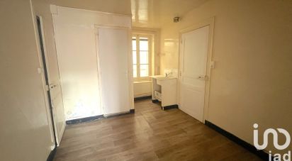 Apartment 2 rooms of 52 m² in Auxerre (89000)