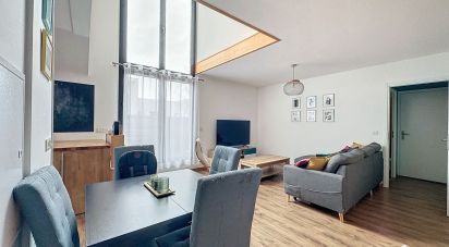 Apartment 3 rooms of 65 m² in Ris-Orangis (91130)