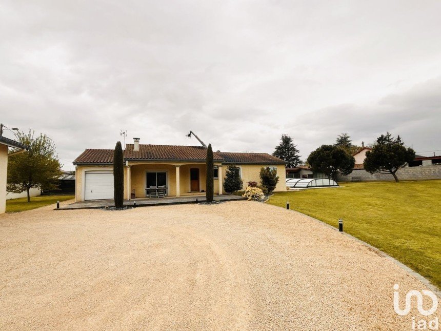 Maison 4 pièces de 106 m² à Montverdun (42130)