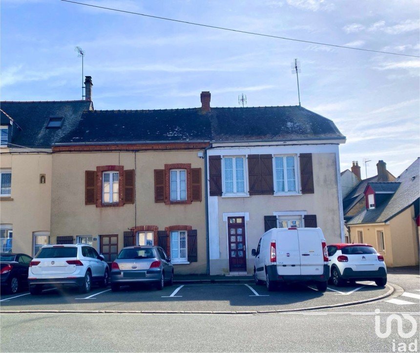 House 7 rooms of 141 m² in Évron (53600)