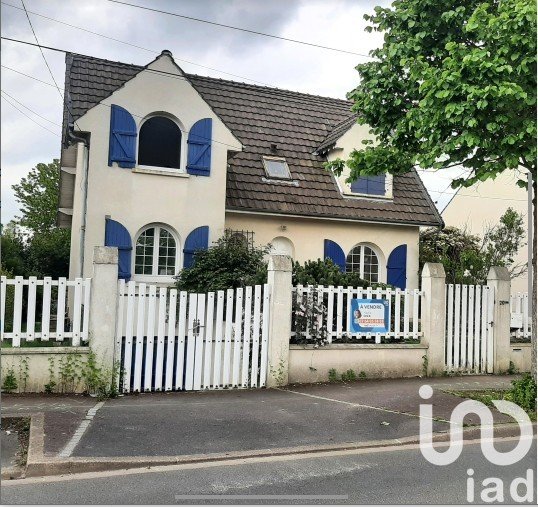 House 7 rooms of 138 m² in Brou-sur-Chantereine (77177)