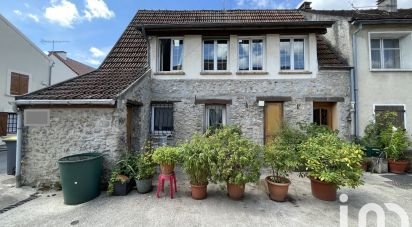 House 4 rooms of 70 m² in Varennes-Jarcy (91480)