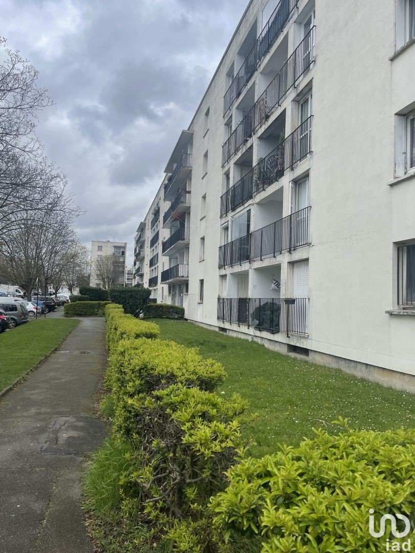 Vente Appartement 68m² 4 Pièces à Garges-lès-Gonesse (95140) - Iad France