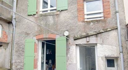 Maison 4 pièces de 96 m² à Labastide-Rouairoux (81270)