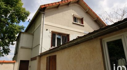 Maison 6 pièces de 125 m² à Villejuif (94800)