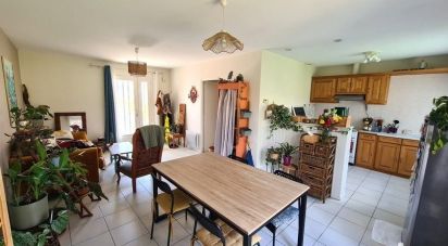 House 4 rooms of 76 m² in Poitiers (86000)
