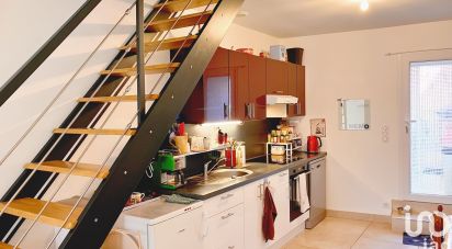 House 4 rooms of 76 m² in Luçon (85400)