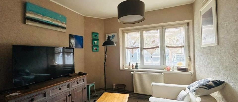 House 6 rooms of 106 m² in Maubeuge (59600)