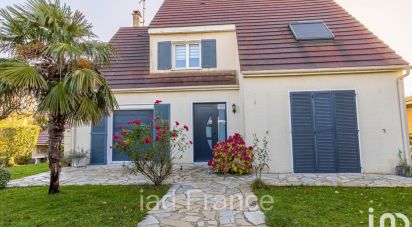 House 5 rooms of 145 m² in Maule (78580)