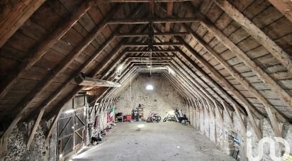 Barn conversion 3 rooms of 395 m² in Perpezat (63210)