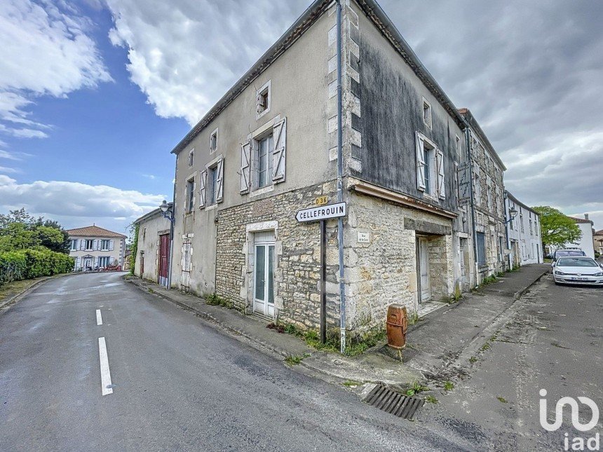 Vente Immeuble 218m² 8 Pièces à Beaulieu-sur-Sonnette (16450) - Iad France