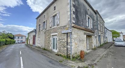Immeuble de 218 m² à Beaulieu-sur-Sonnette (16450)