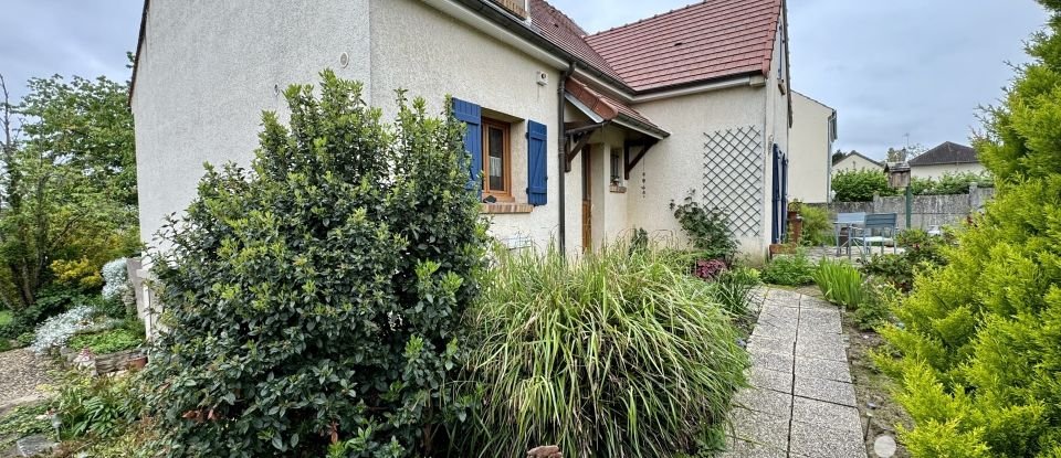 Maison traditionnelle 6 pièces de 181 m² à Coulommiers (77120)
