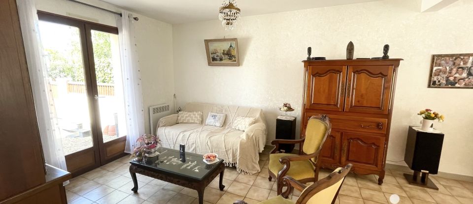 House 8 rooms of 125 m² in Angers (49000)