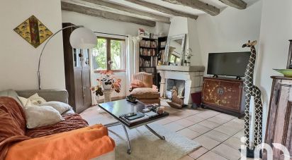 Traditional house 4 rooms of 90 m² in Orly (94310)