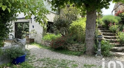 Traditional house 4 rooms of 90 m² in Orly (94310)