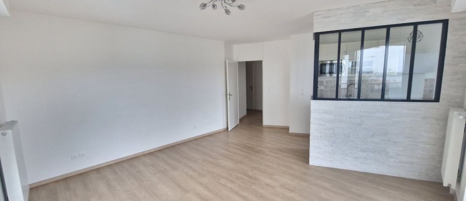 Apartment 3 rooms of 66 m² in Poissy (78300)