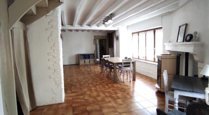 House 6 rooms of 185 m² in Saint-Martin-d'Auxigny (18110)