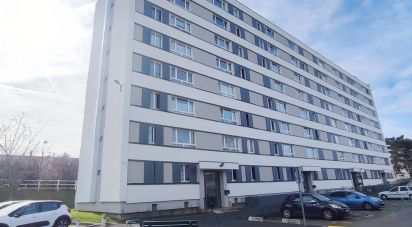 Apartment 3 rooms of 67 m² in Les Clayes-sous-Bois (78340)