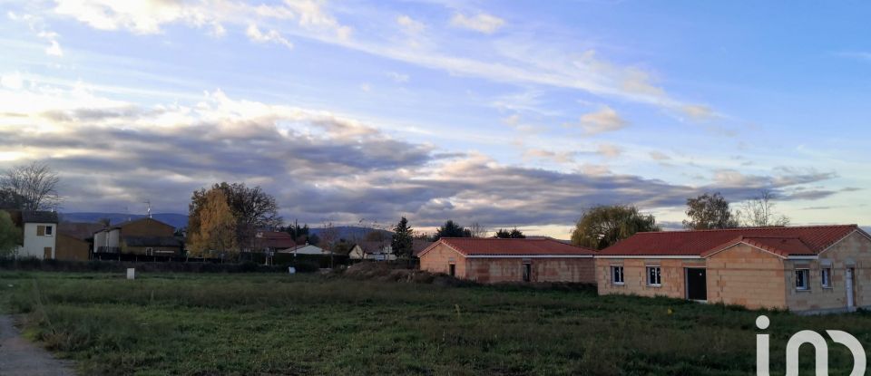 Land of 468 m² in Saint-Romain-la-Motte (42640)
