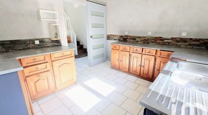 House 4 rooms of 77 m² in Le Dorat (87210)