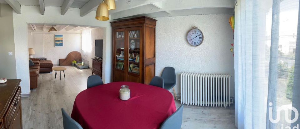House 7 rooms of 120 m² in La Roche-Chalais (24490)