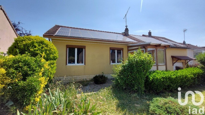 Traditional house 5 rooms of 80 m² in Thivars (28630)