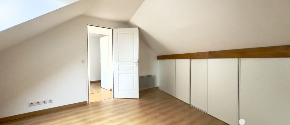 Apartment 4 rooms of 67 m² in Saint-Prix (95390)