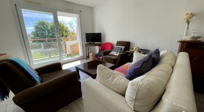 Apartment 3 rooms of 56 m² in Vannes (56000)