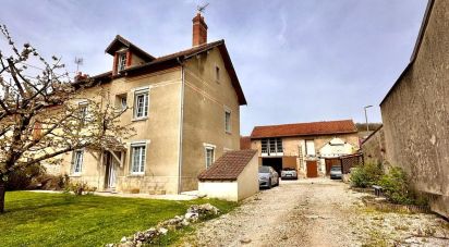 Traditional house 7 rooms of 160 m² in Gland (02400)