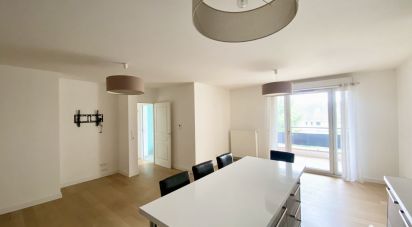 Apartment 3 rooms of 62 m² in Viry-Châtillon (91170)